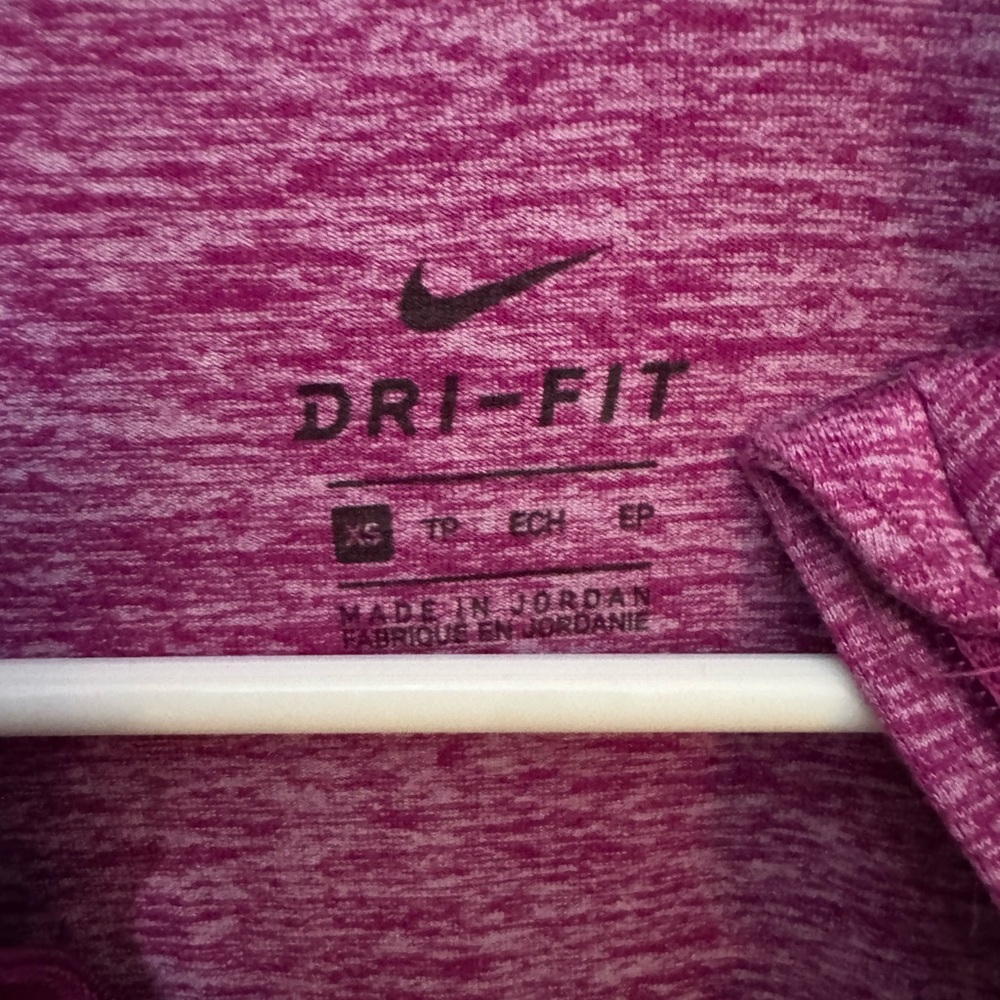 Nike Women's Pink Long Sleeve Top running dri fit size XS - Picture 3 of 4